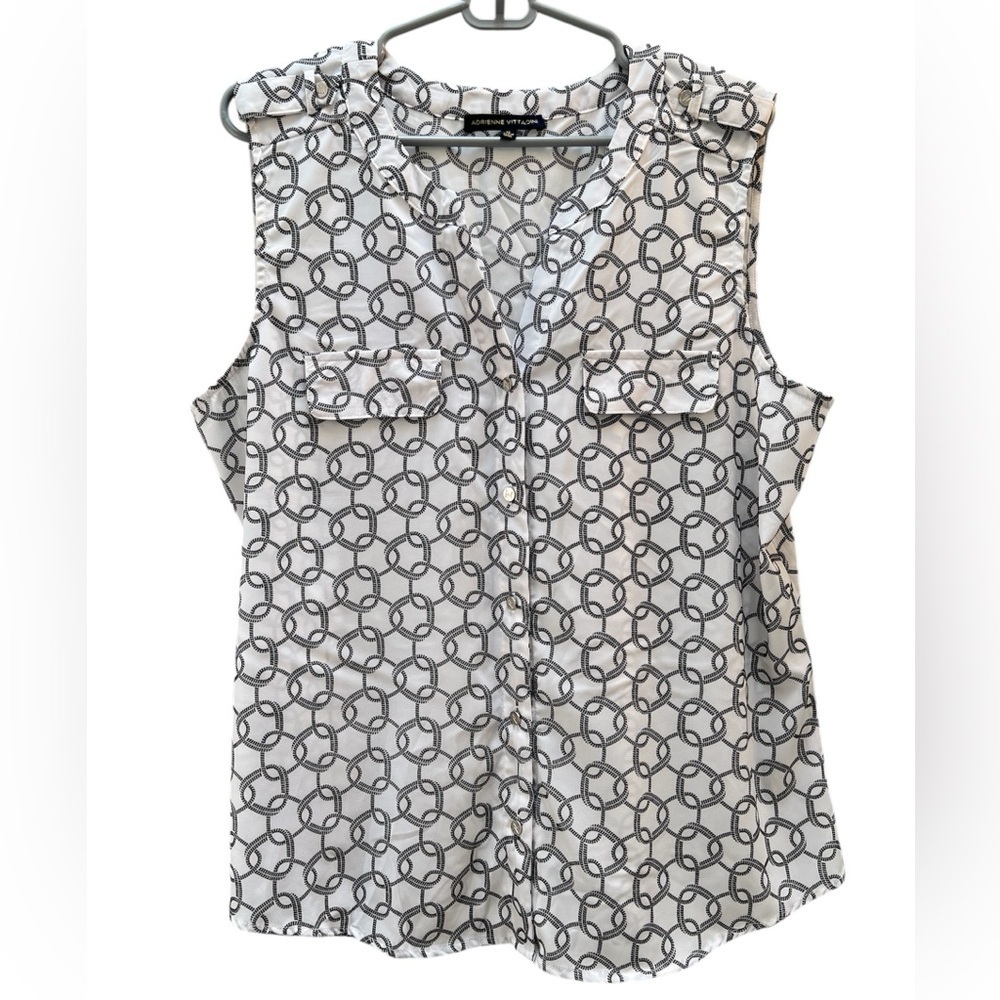 Black and White Sleeveless Geometrical Lightweight Women's Top Size XL